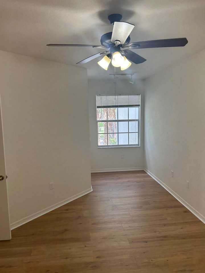272 Se Kitching Cir - Photo 6 of 23