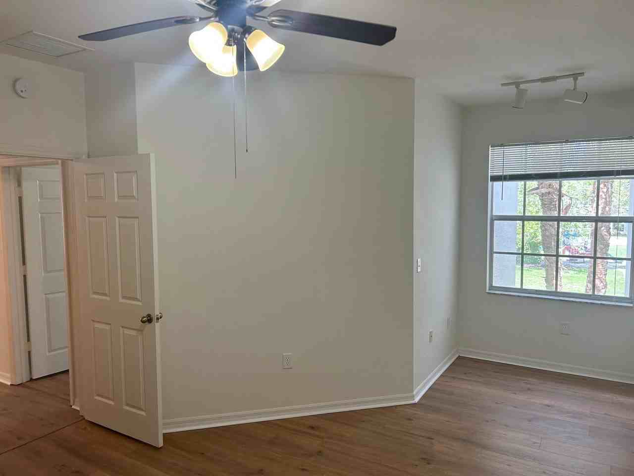 272 Se Kitching Cir - Photo 7 of 23