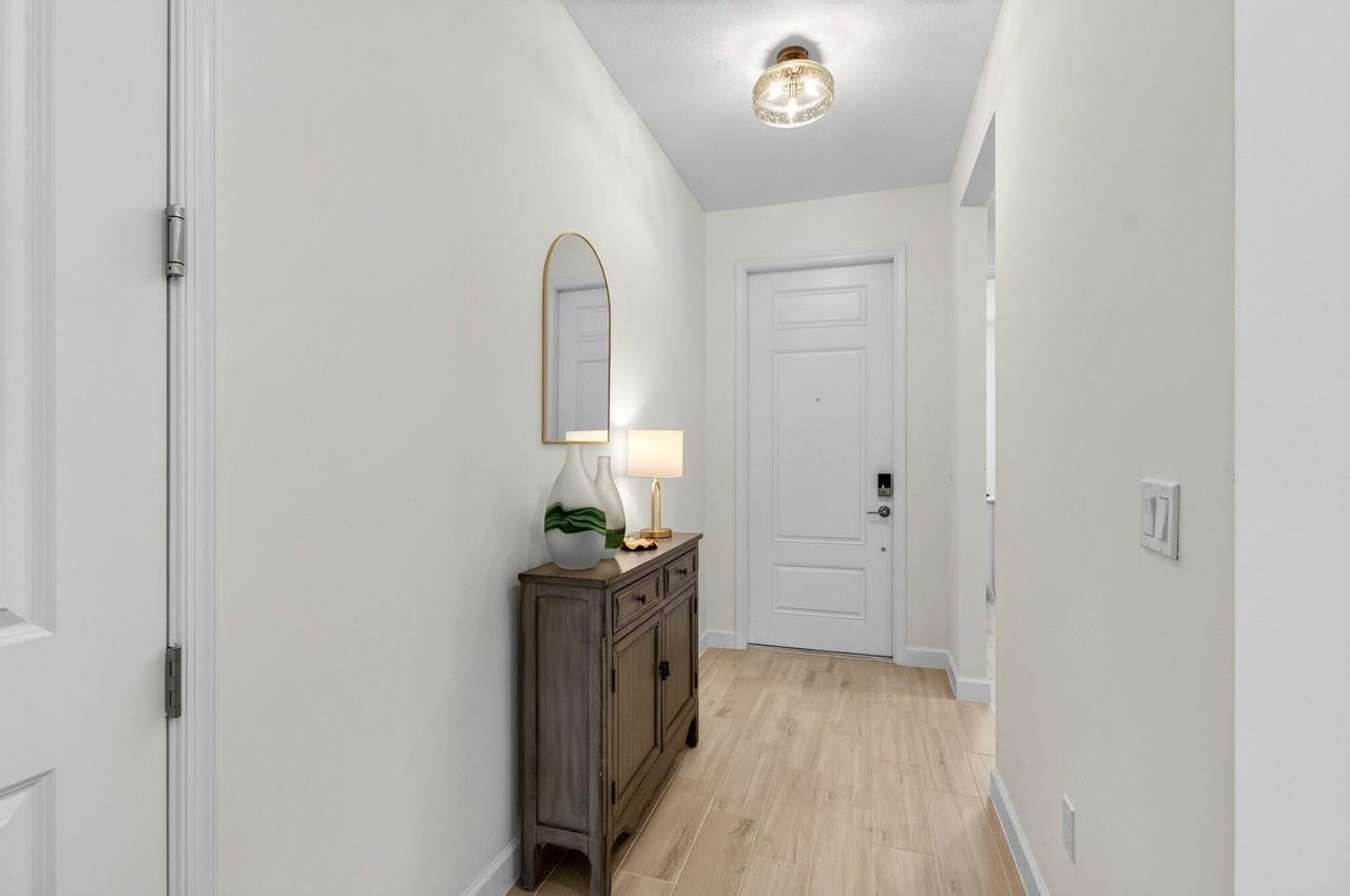 13665 Jubilee Ln - Photo 4 of 36