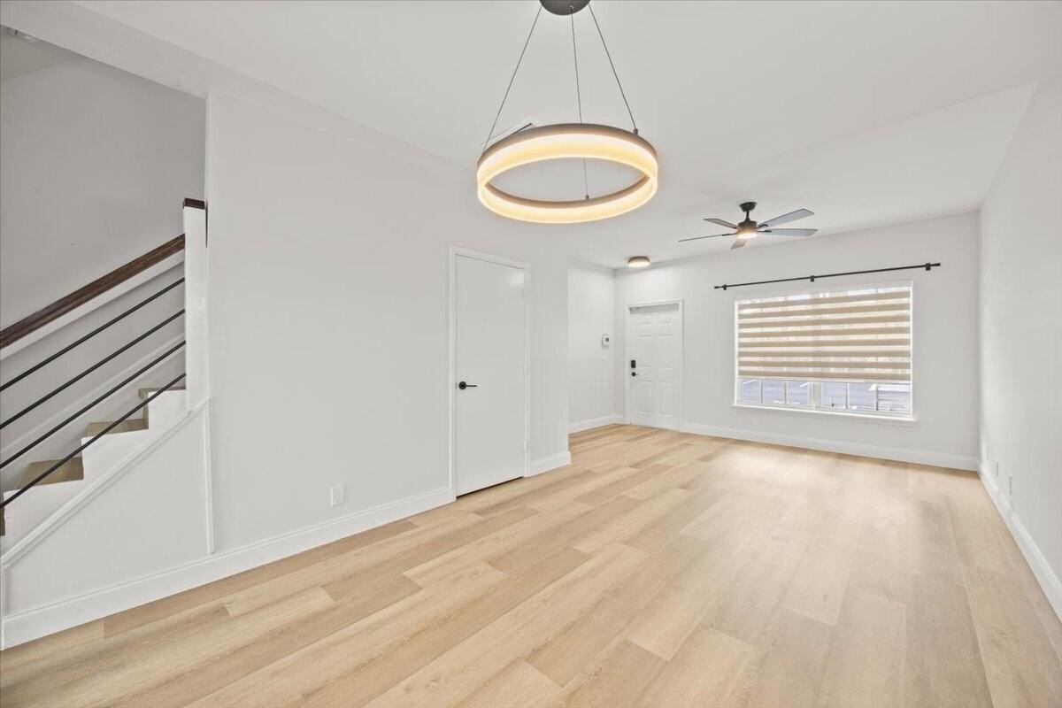 3124 Sw 49th St #119 - Photo 6 of 50