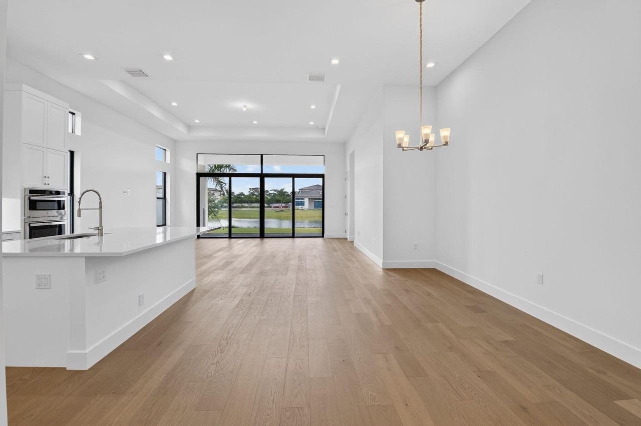 9724 Juniper Bay Ave - Photo 6 of 50