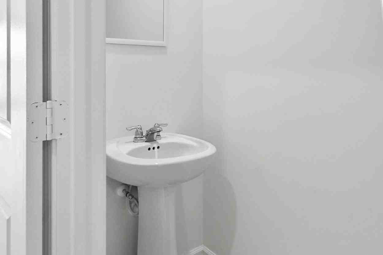 640 Se Lake Falls St #640 - Photo 2 of 17