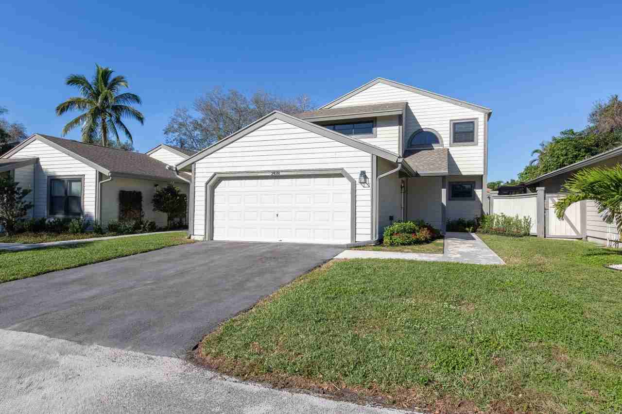 2478 Bedford Mews Dr - Photo 2 of 20