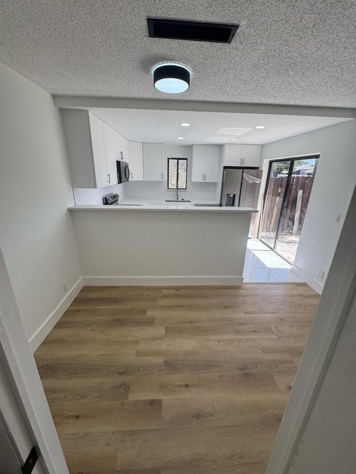 4204 Waterview Cir - Photo 7 of 16