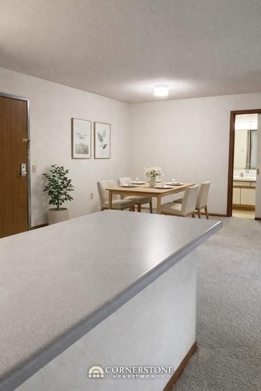400 11th Ave Ne #107 - Photo 4 of 10