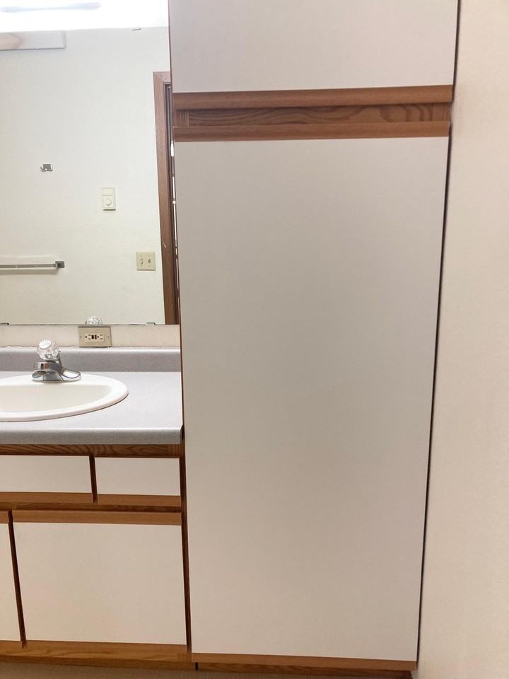 400 11th Ave Ne #107 - Photo 7 of 10