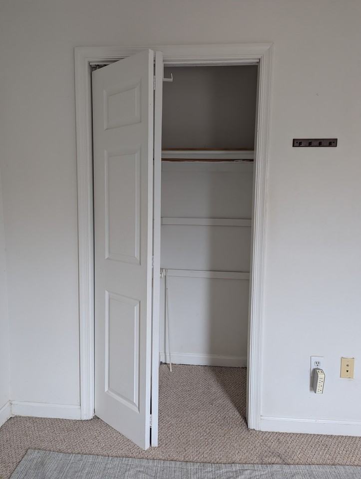 120 N Rose St #1 - Photo 6 of 6