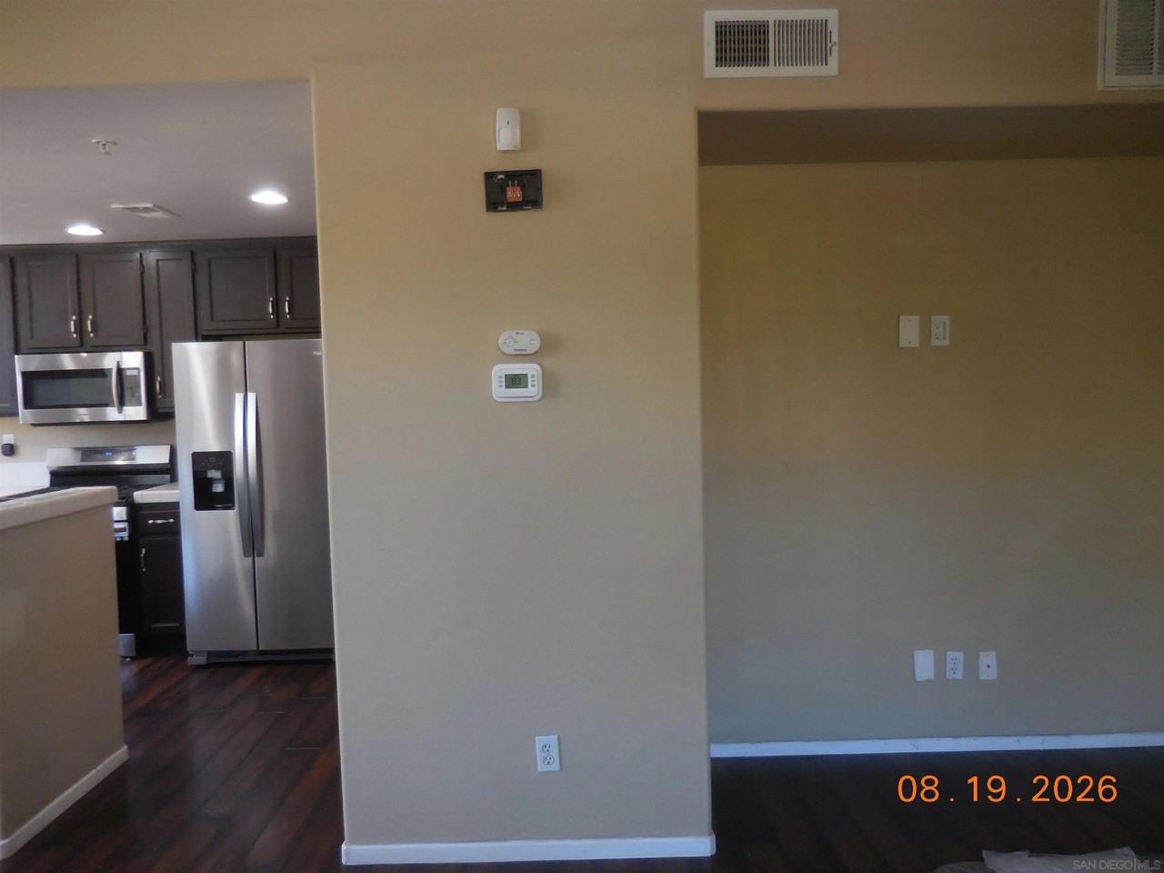 1356 Nicolette Ave #1413 - Photo 7 of 17