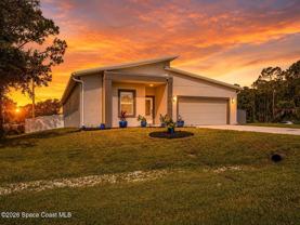 3010 Eldron Blvd Se - Photo 1 of 1