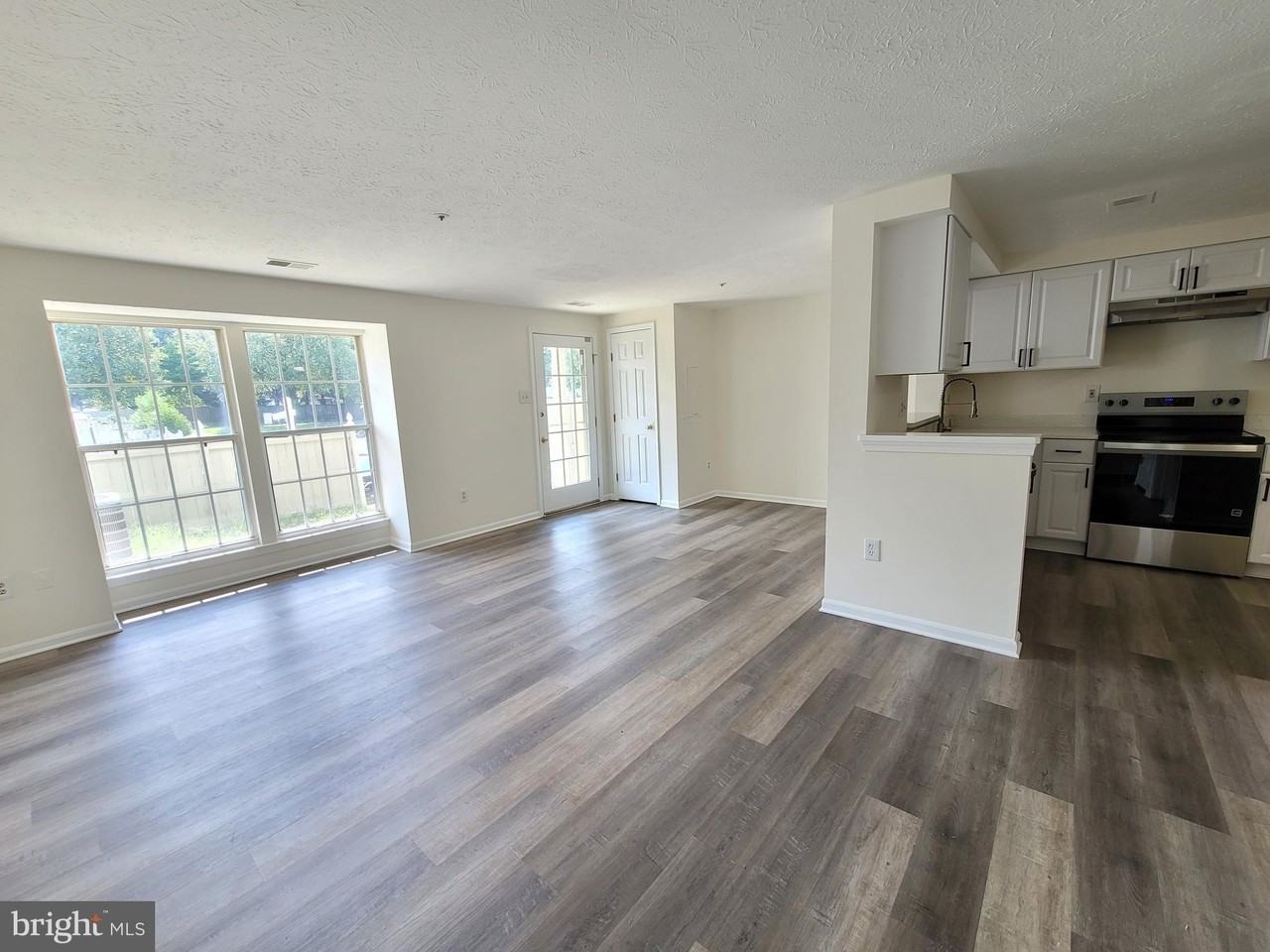 589 Boysenberry Ln - Photo 2 of 18