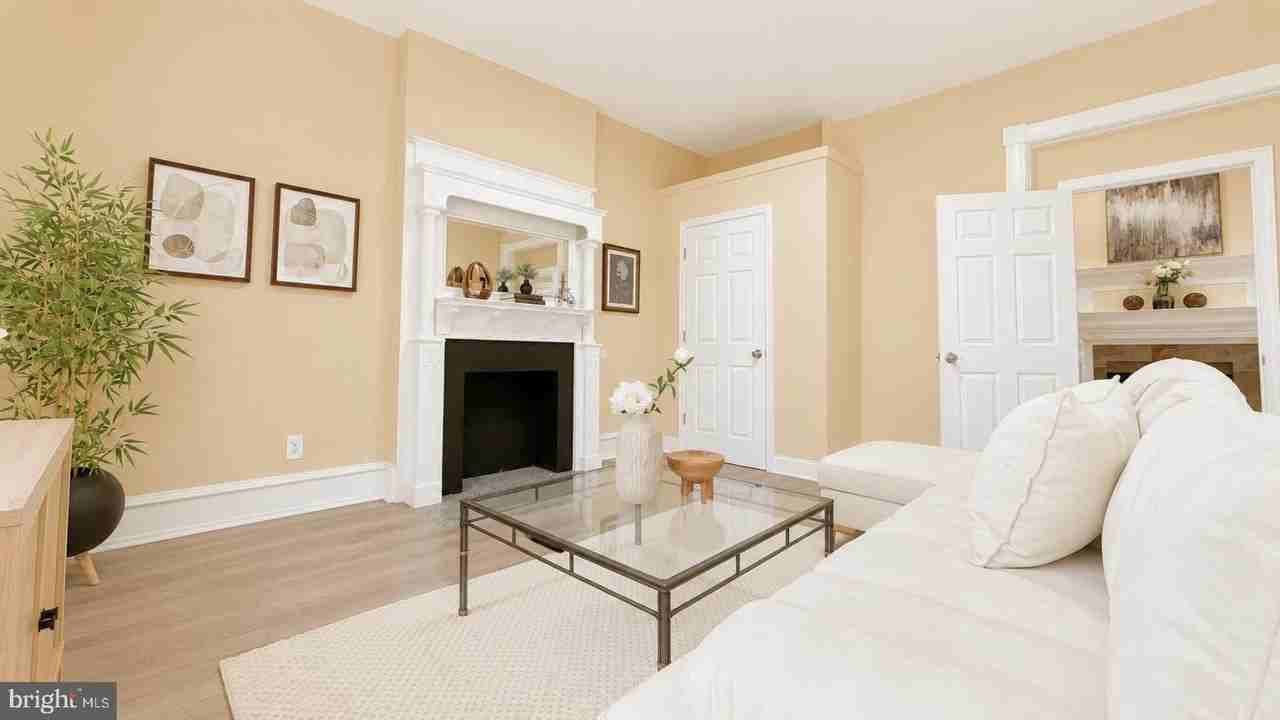 292 Spring St - Photo 6 of 38