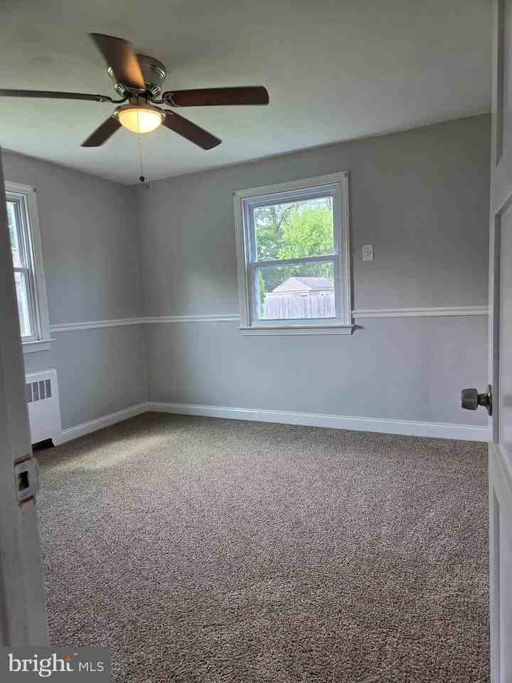 38A Lee St - Photo 7 of 10