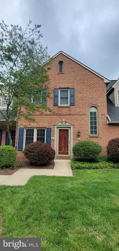 121 Wyndham Way - Photo 2 of 39