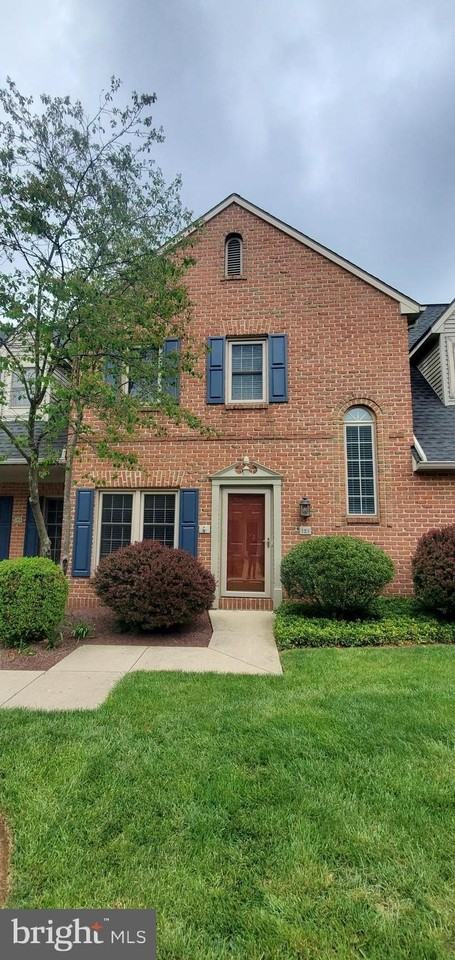 121 Wyndham Way - Photo 3 of 39