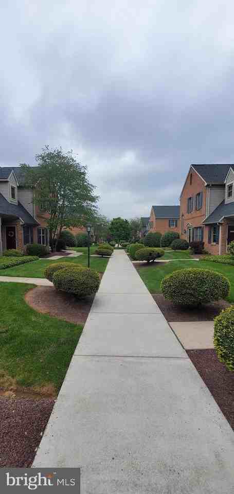 121 Wyndham Way - Photo 4 of 39