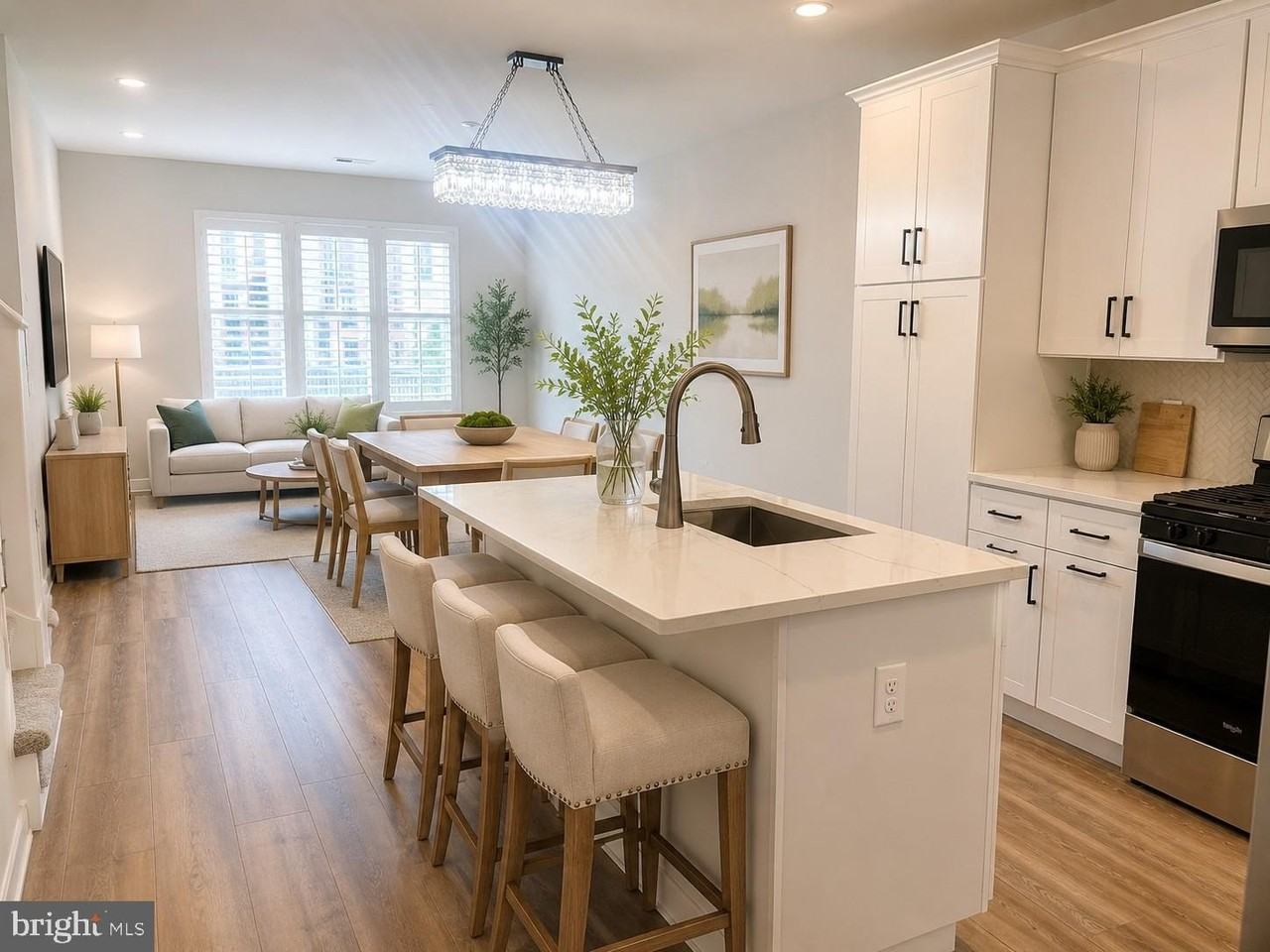 1105 Morton Aly - Photo 3 of 35