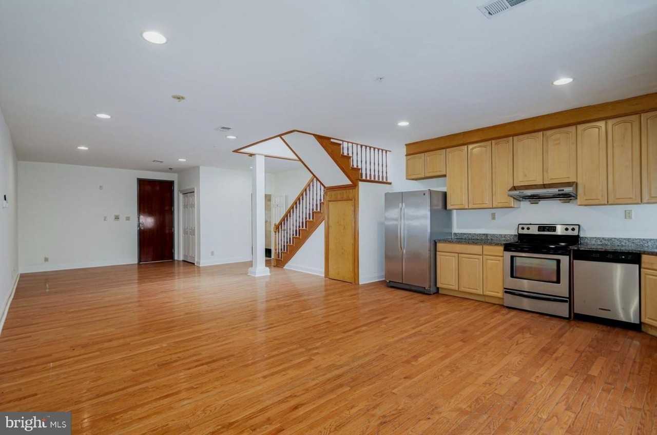 92628 Race St #8B - Photo 2 of 16