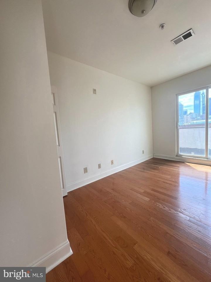 92628 Race St #8B - Photo 7 of 16