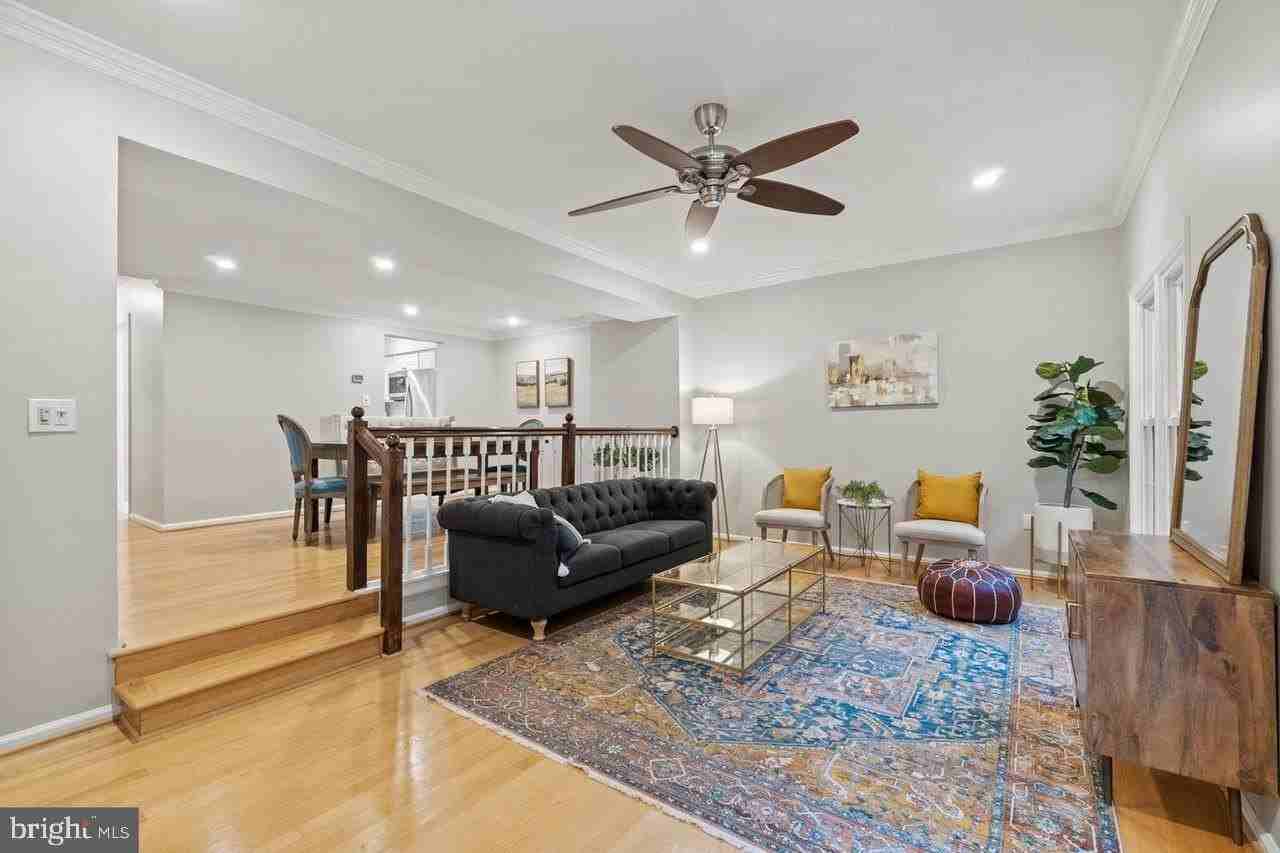 6141 Summer Park Ln - Photo 7 of 18