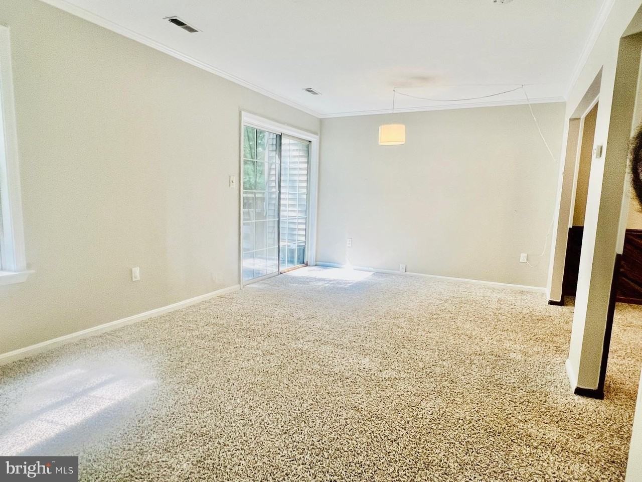 4704 S Park Ct - Photo 2 of 42