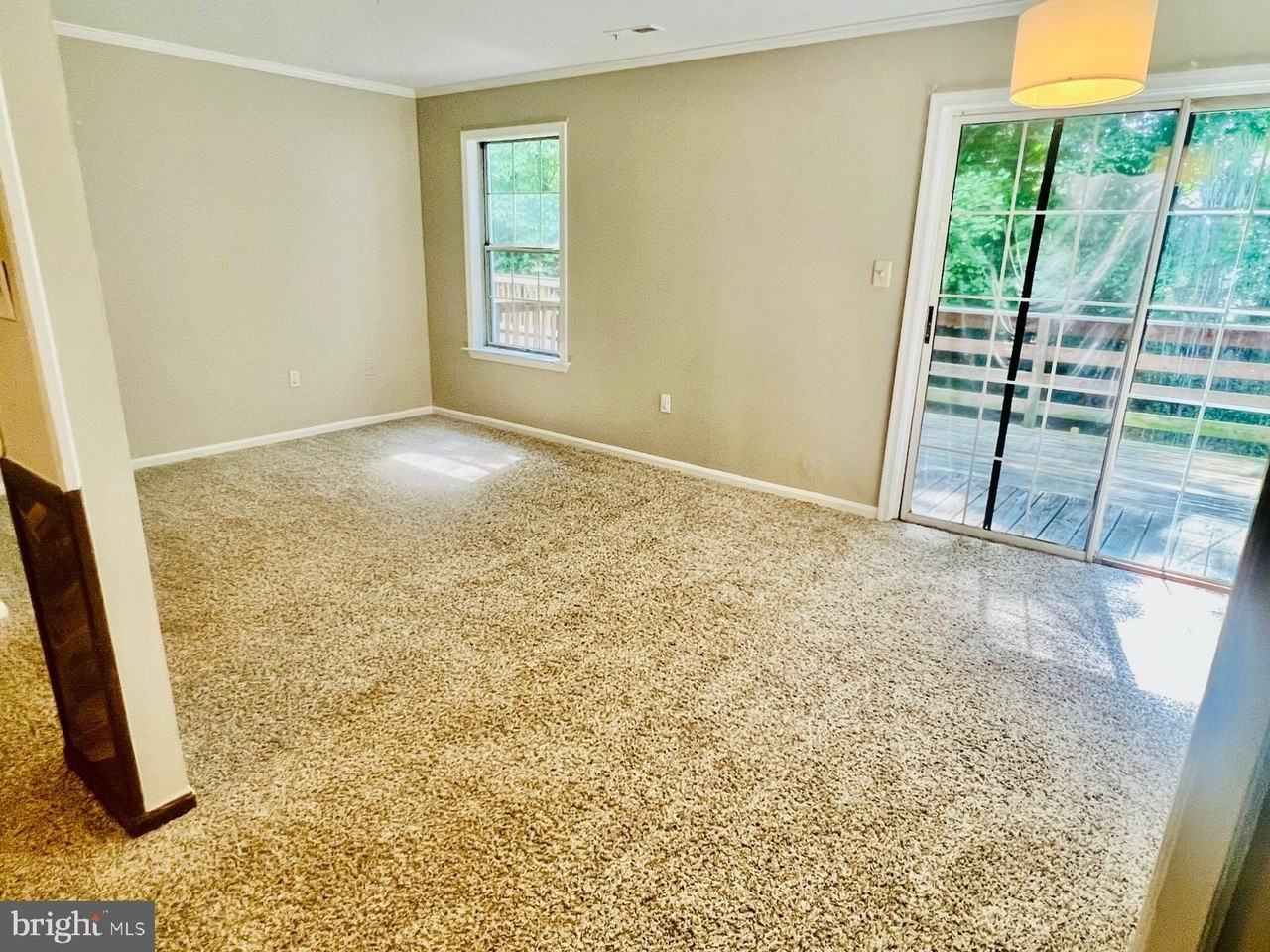 4704 S Park Ct - Photo 3 of 42