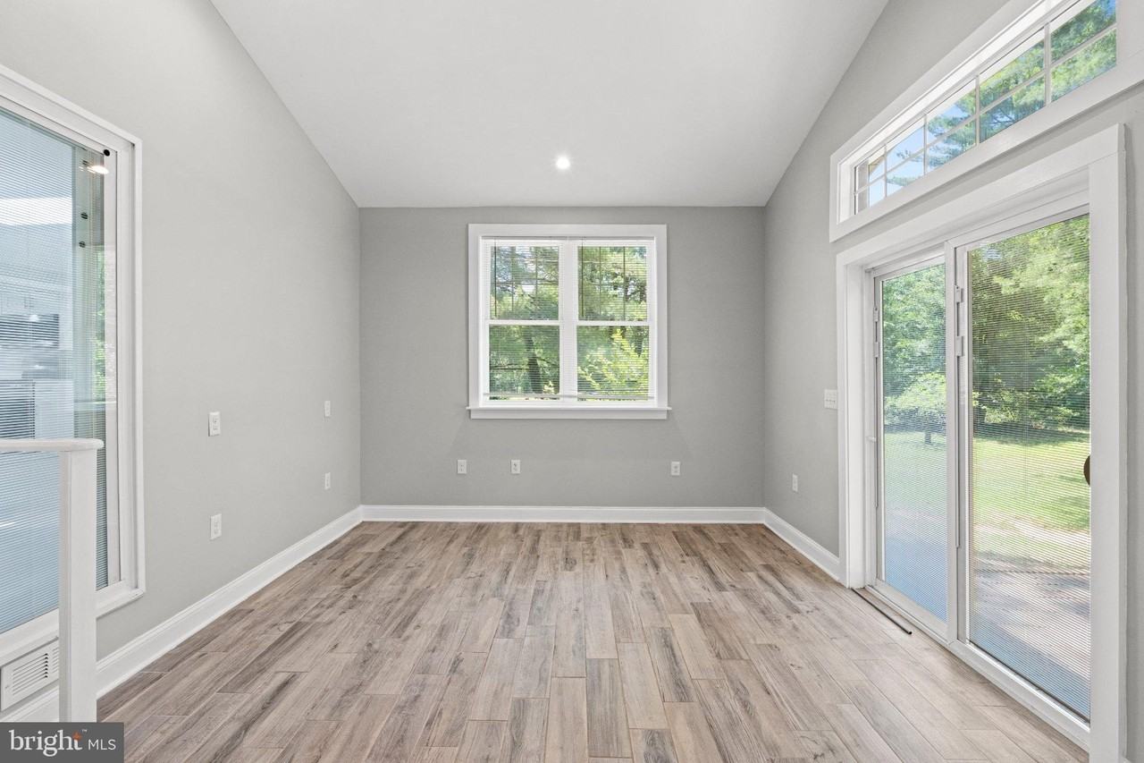 8405 Shirley Rd - Photo 6 of 42