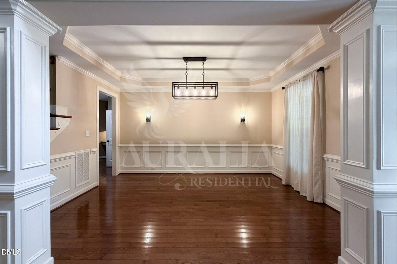 5604 Pine Rock Ct - Photo 7 of 50