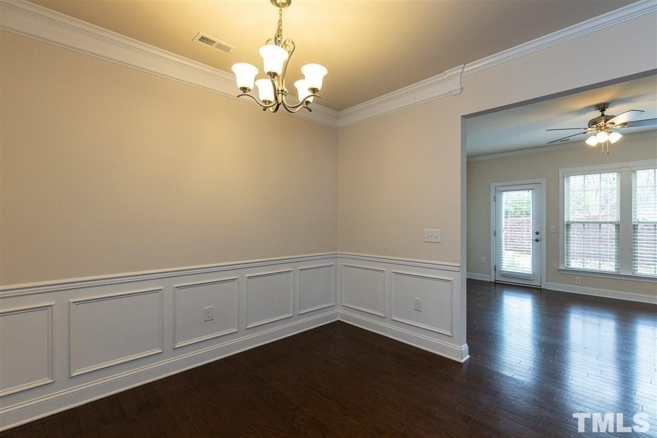 409 Daylin Dr - Photo 6 of 22
