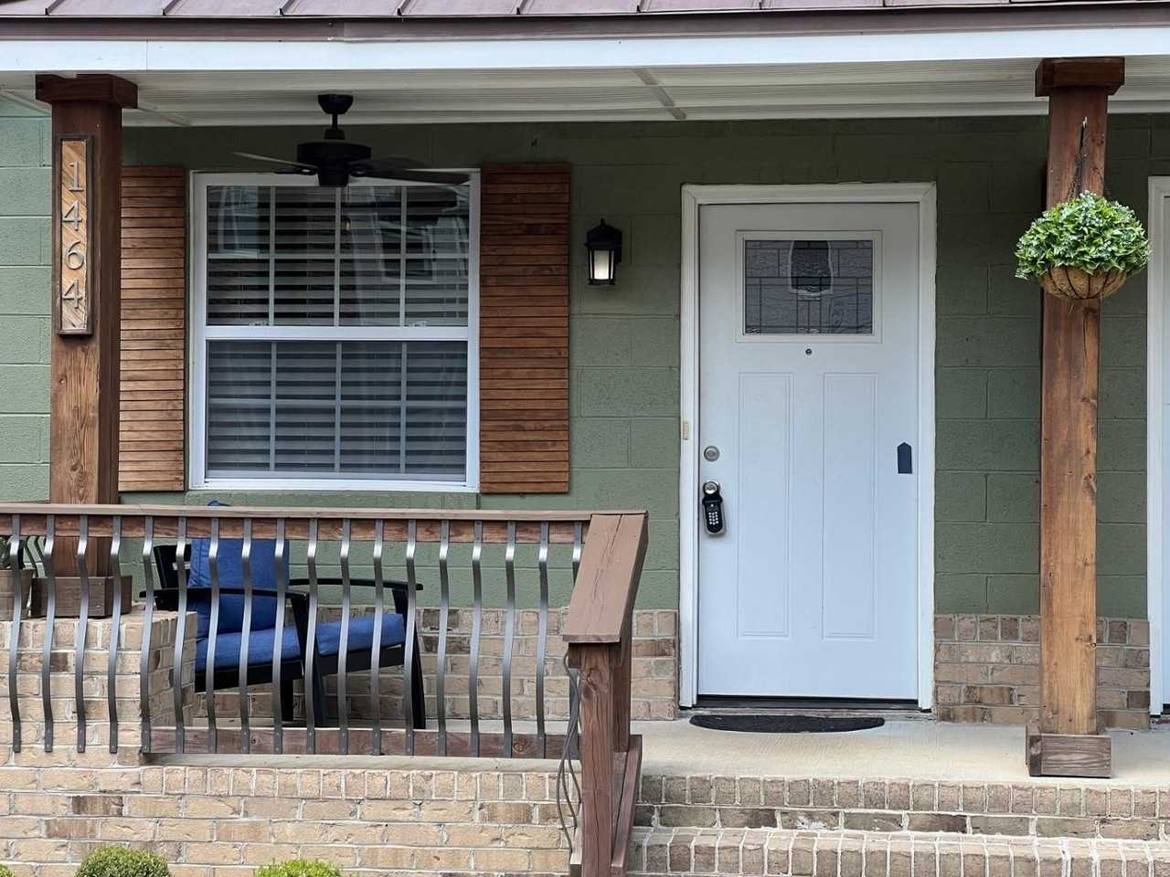 1464 Sawyer Rd - Photo 6 of 28