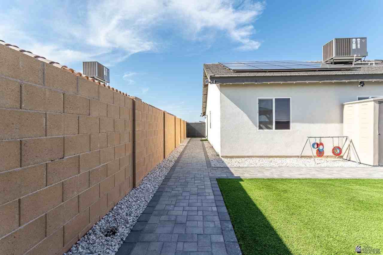 4269 E SAN GABRIEL ST - Photo 4 of 31