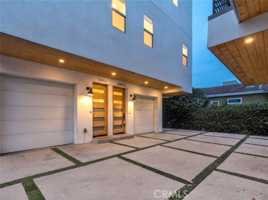 featured image of 10853 Otsego St #1-2