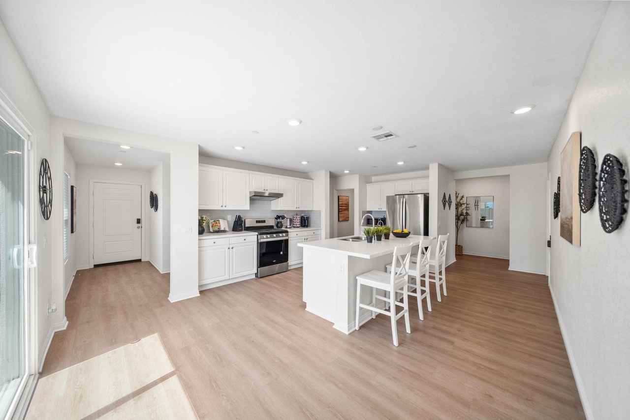 Willow Dr - Photo 2 of 11