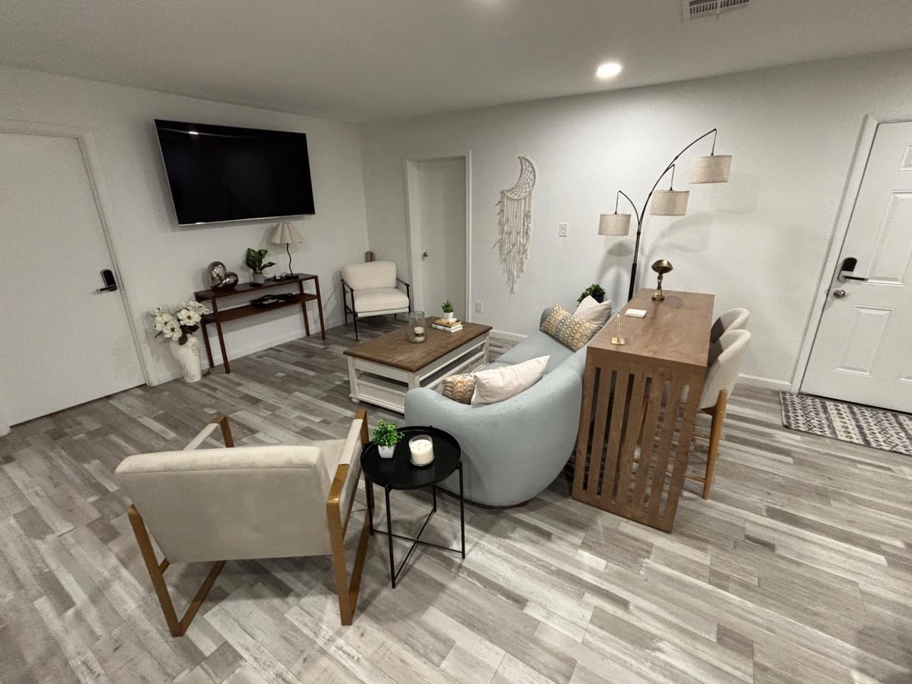 W Orange Dr - Photo 6 of 15