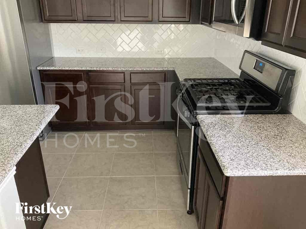 15203 Provost Craig Dr - Photo 4 of 14