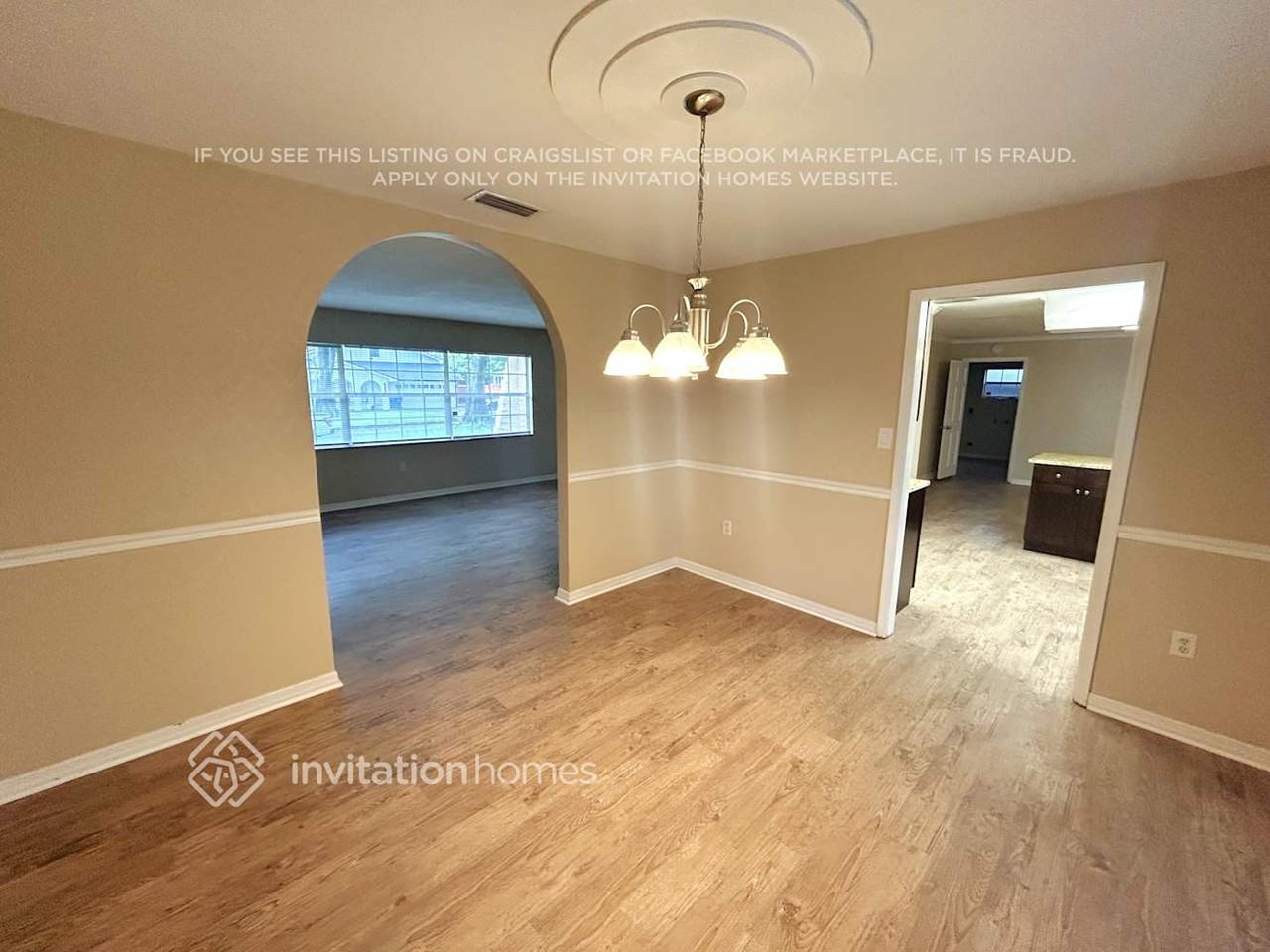 4407 Orangewood Loop E - Photo 4 of 16