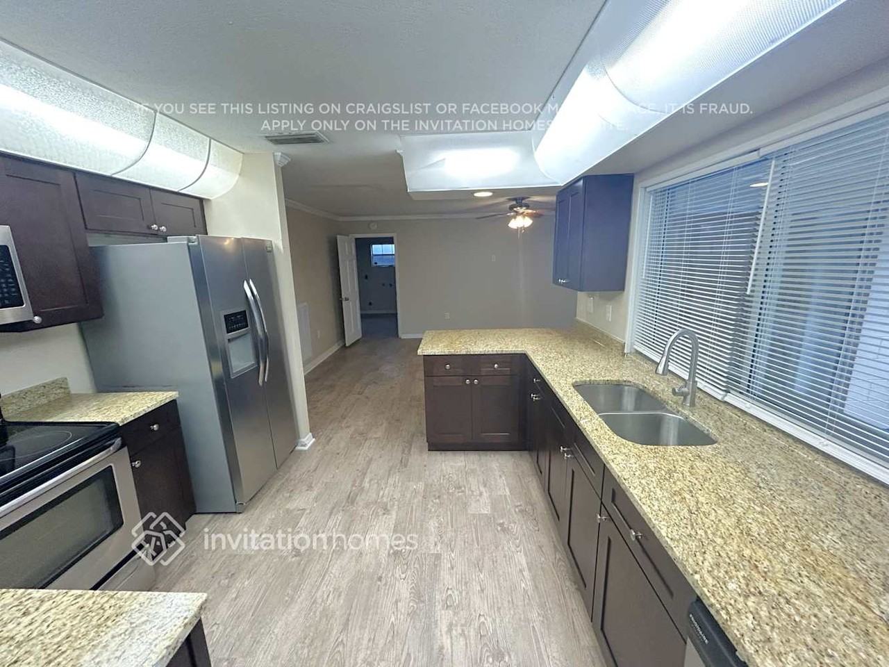 4407 Orangewood Loop E - Photo 5 of 16