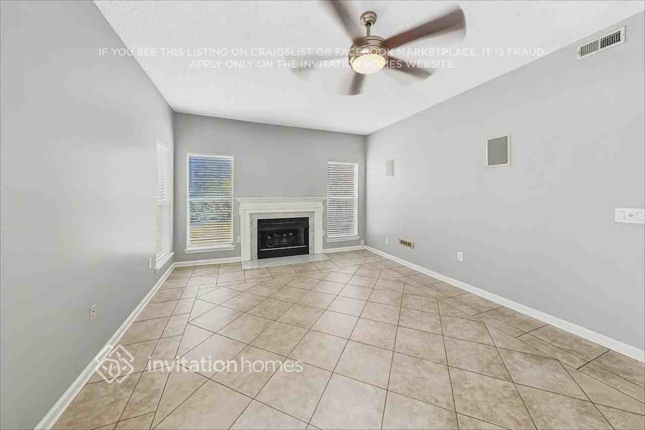 103 Ashford Hollow Ln - Photo 5 of 19