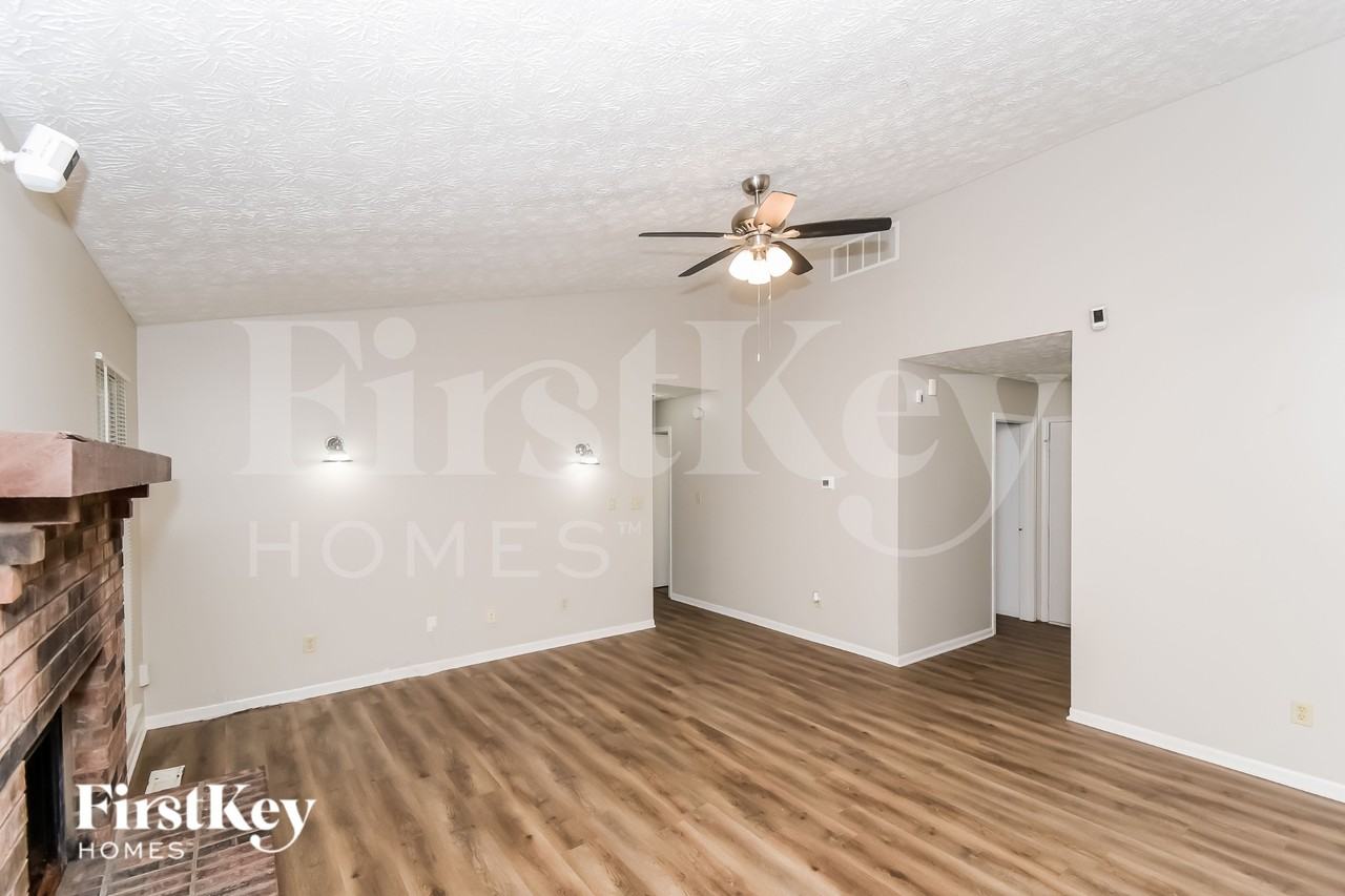 3119 Cherry Lake Rd - Photo 4 of 16