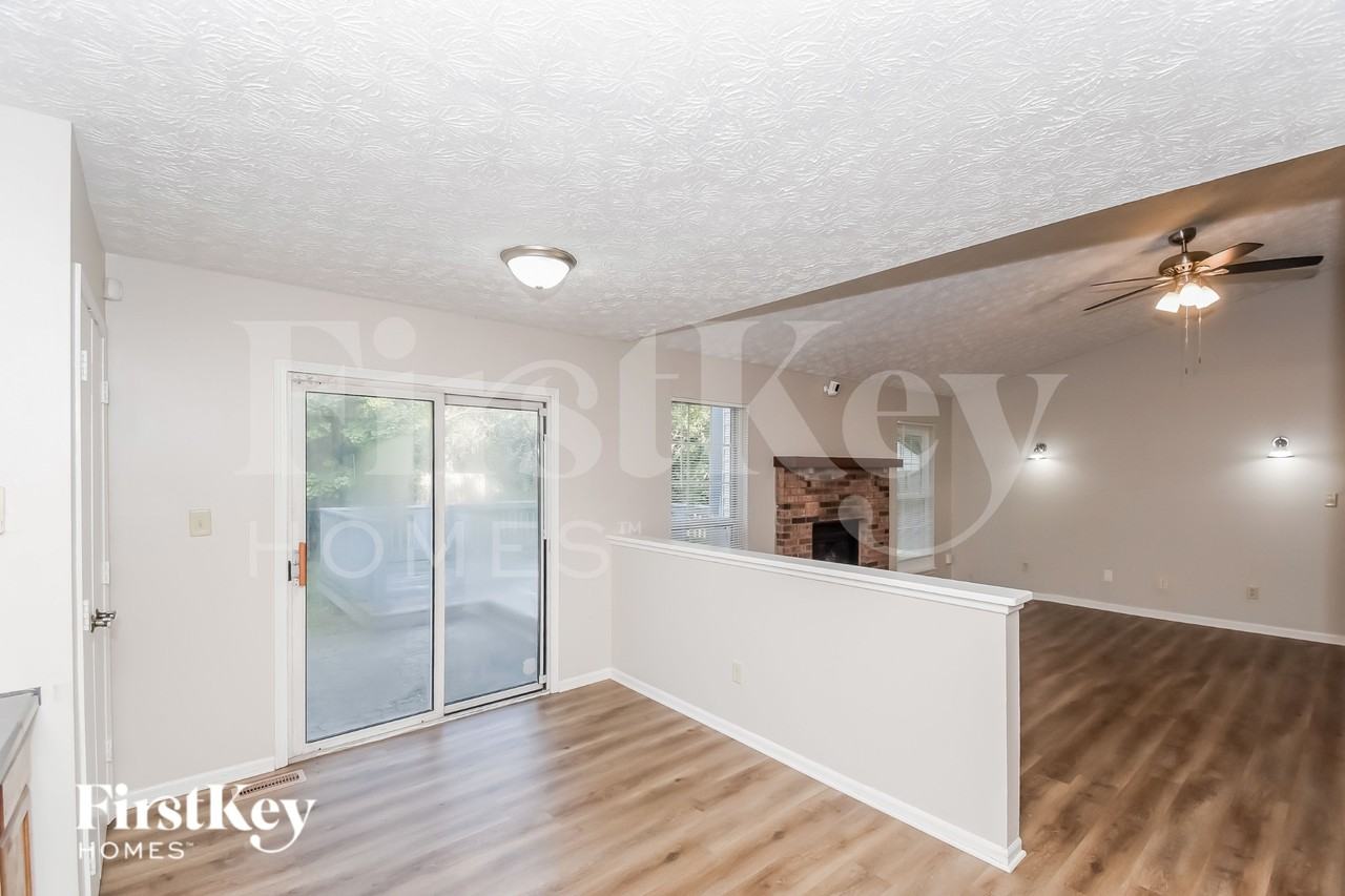 3119 Cherry Lake Rd - Photo 5 of 16
