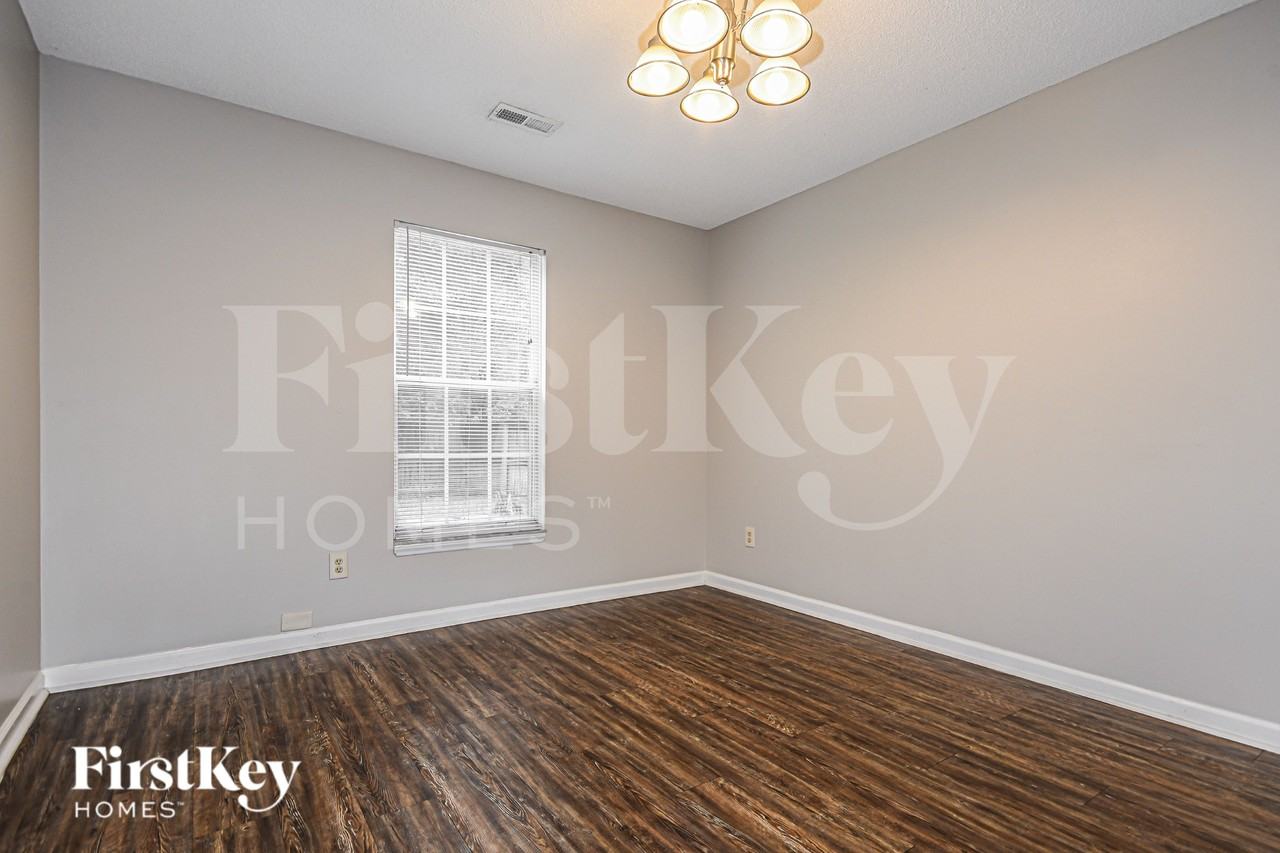 160 Danzid Dr - Photo 4 of 16