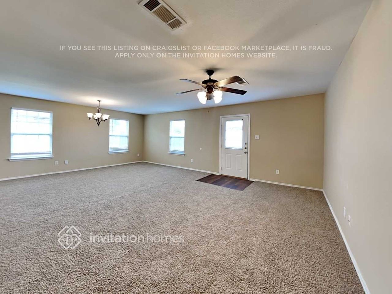 15617 Gatsby Ln - Photo 4 of 19