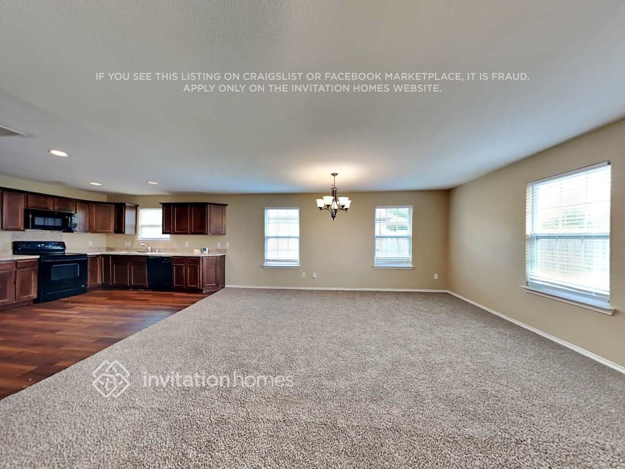 15617 Gatsby Ln - Photo 5 of 19