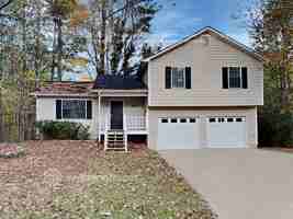 featured image of 211 Westwood Trl