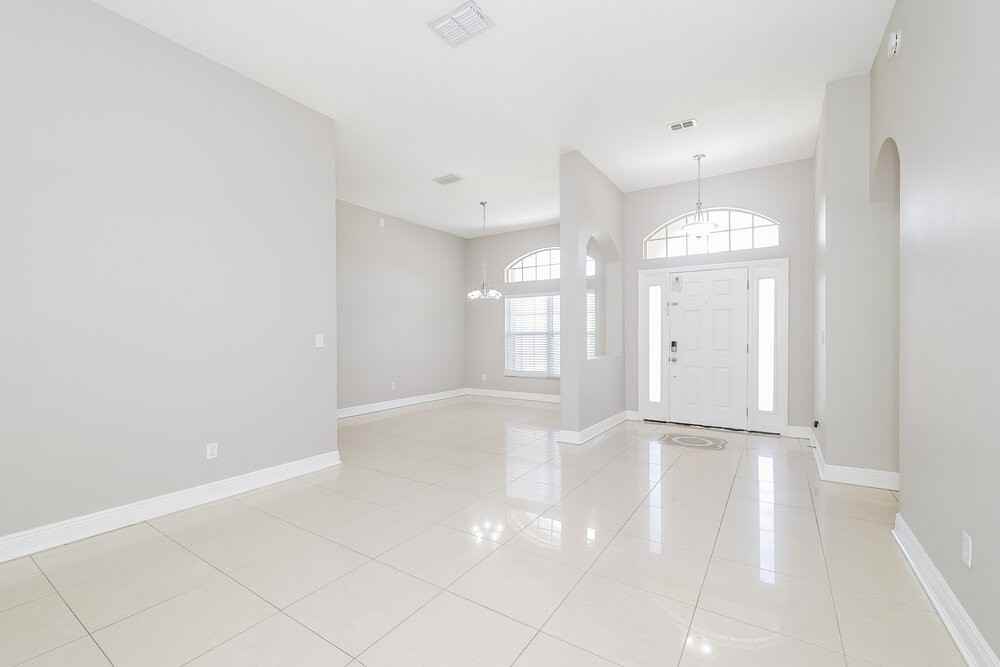 2716 Patrician Cir - Photo 3 of 16