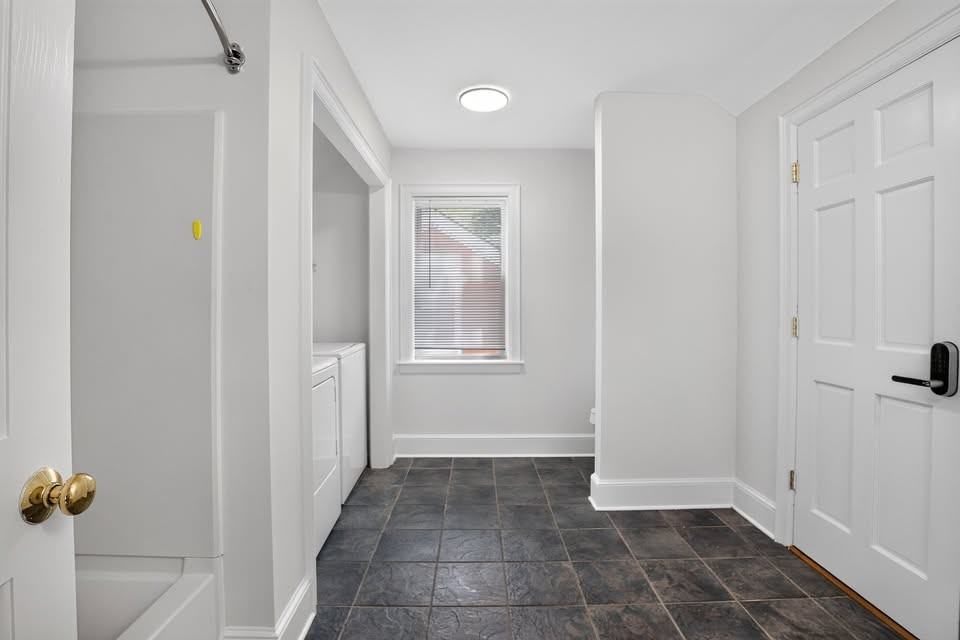 443 Rollingwood Cir - Photo 5 of 25