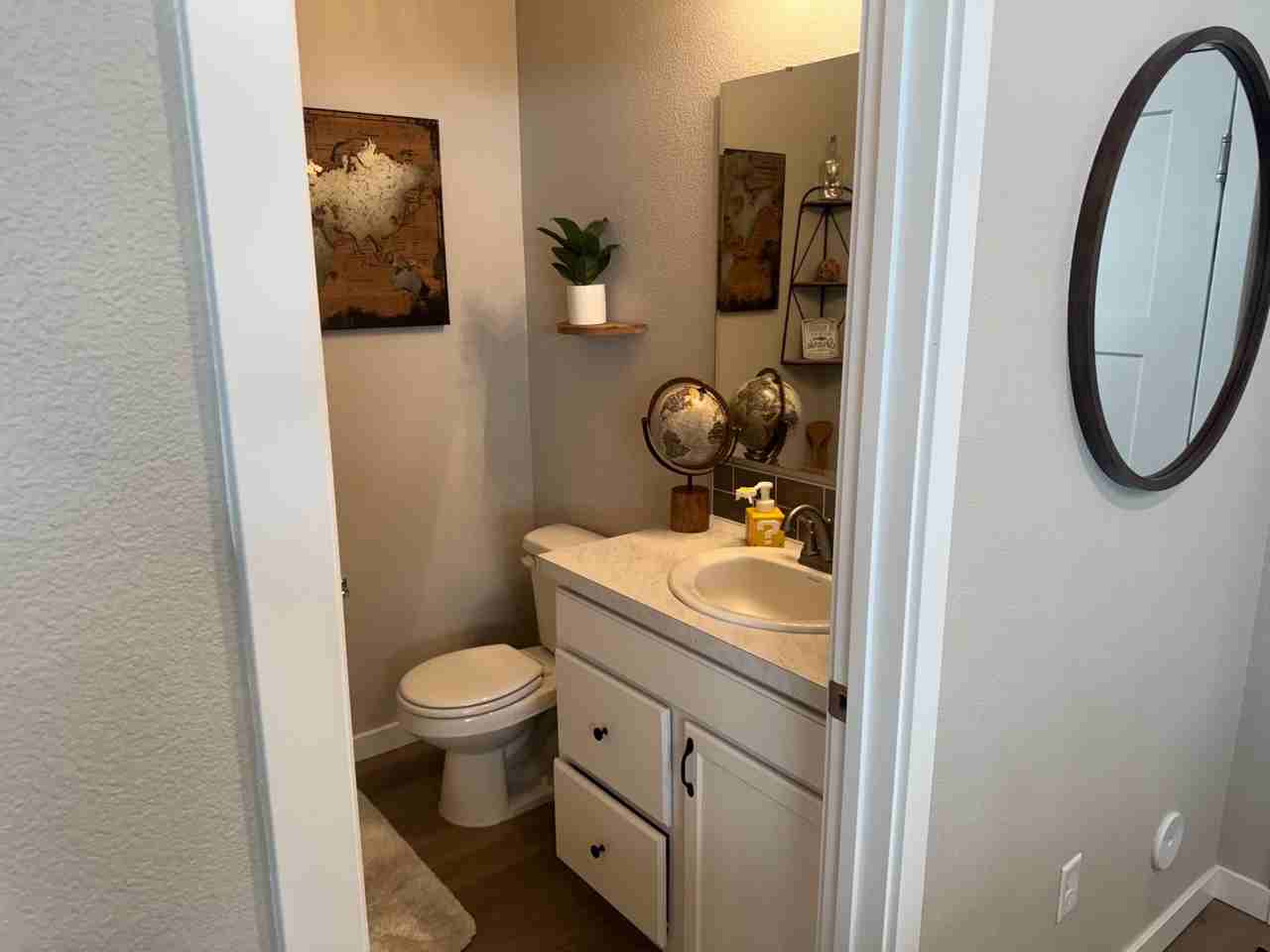441 N Tessa Ln - Photo 4 of 38