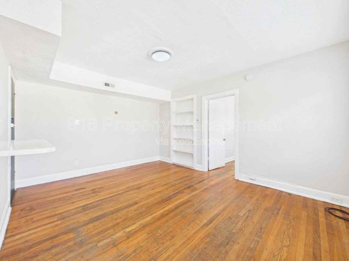 3721 Wyoming St #8 - Photo 4 of 10