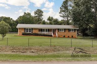 1190 Arrowhead Rd - Photo 1 of 1