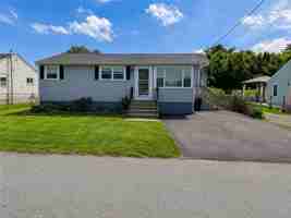 featured image of 26 Durkin Dr