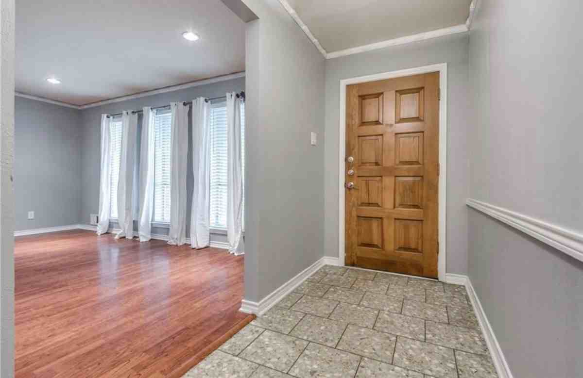 7960 La Cosa Dr - Photo 2 of 12